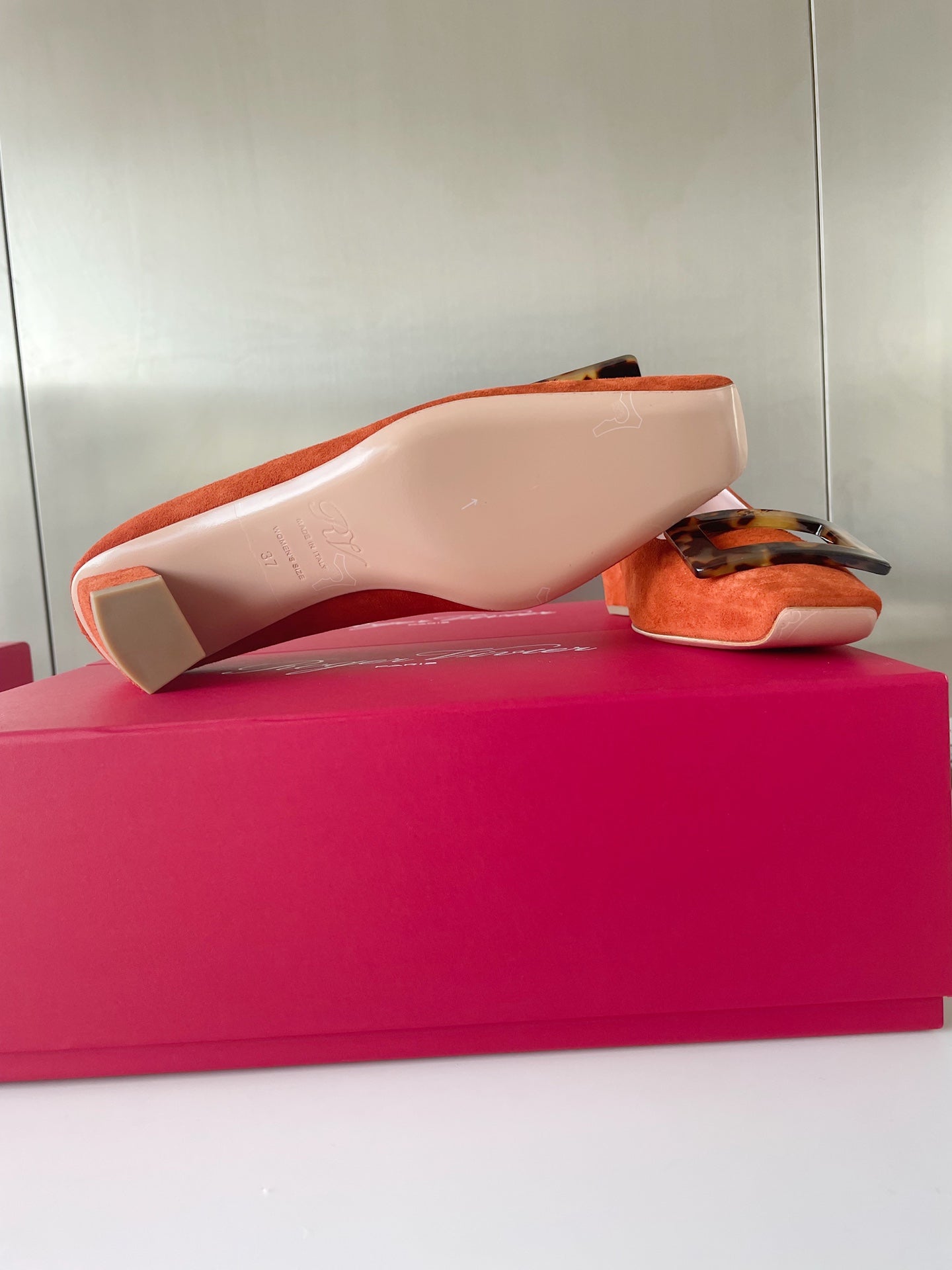 Roger Vivier Belle玳瑁扣方頭鞋