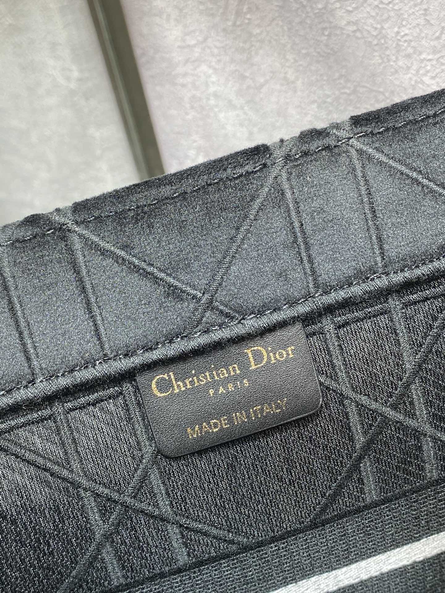 Dior Book Tote-小號36.5cm-秋冬絲絨菱格系列