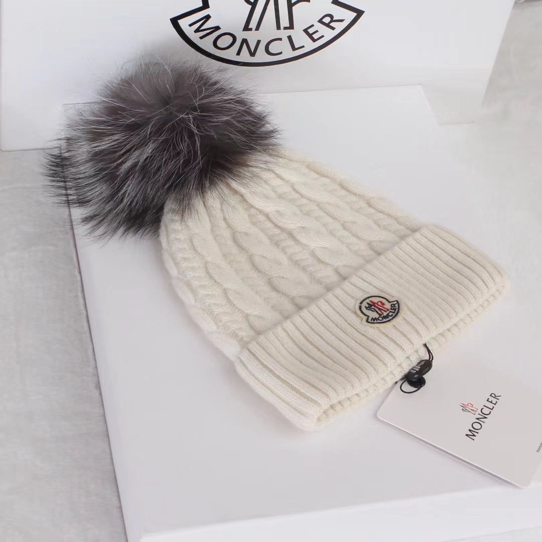 Moncler-毛球毛帽