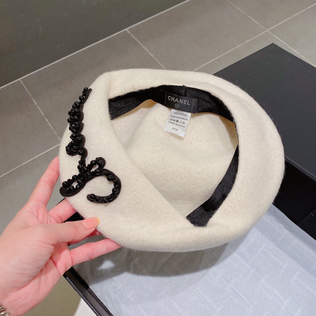 小香家-刺繡珍珠毛呢貝雷帽 白色