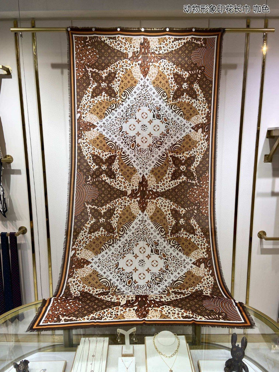 路L家-動物形像印花圍巾 110*200cm 100%頂級羊絨 咖色