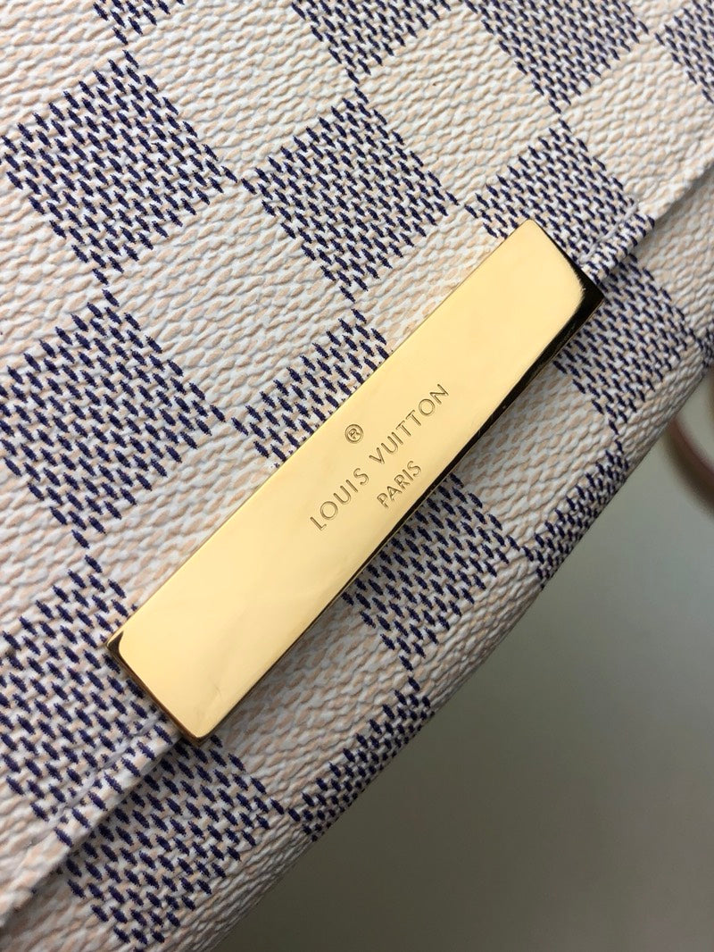 N41277 路L家-Favorite 手包 小號 白格