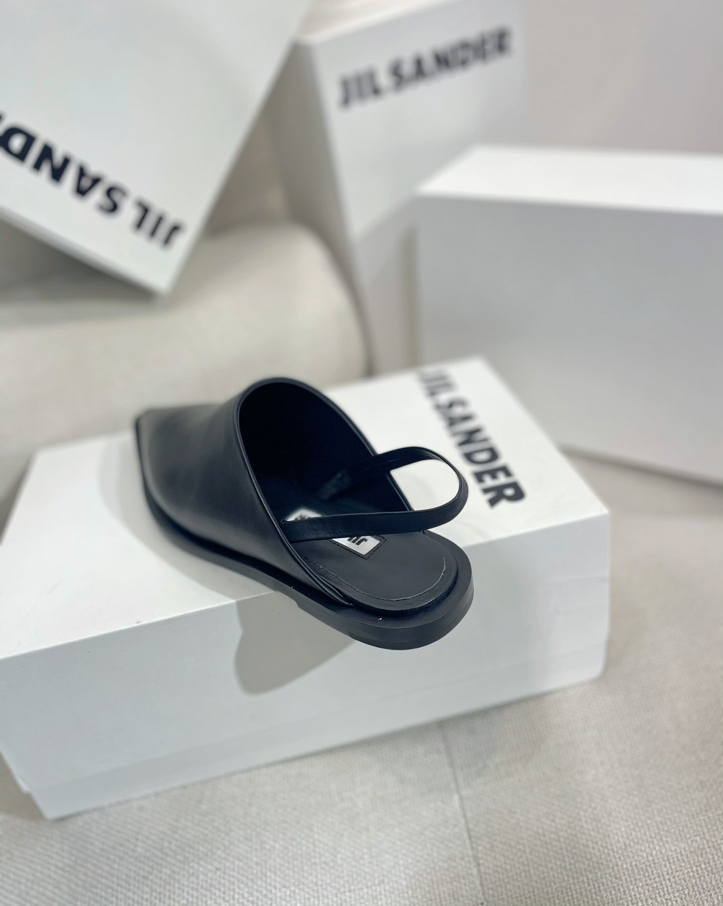 Jil sander-2022春夏 走秀新款 牛皮尖頭平底拖鞋