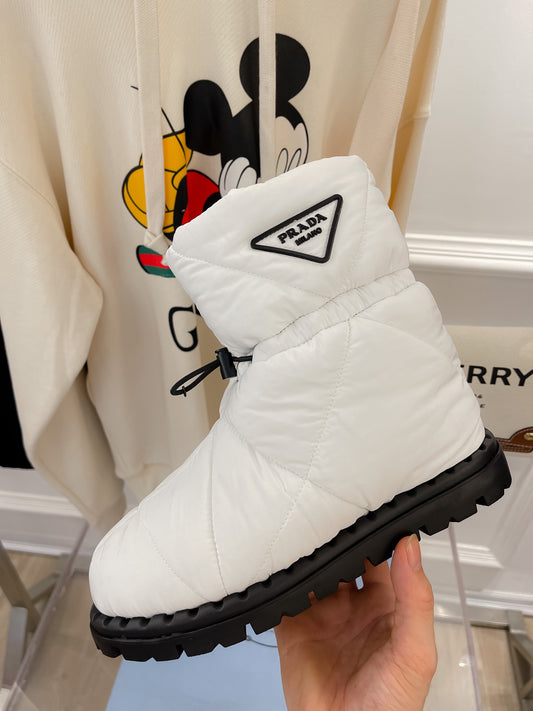 Prada鞋-Prada 爆款羽絨雪靴(白)