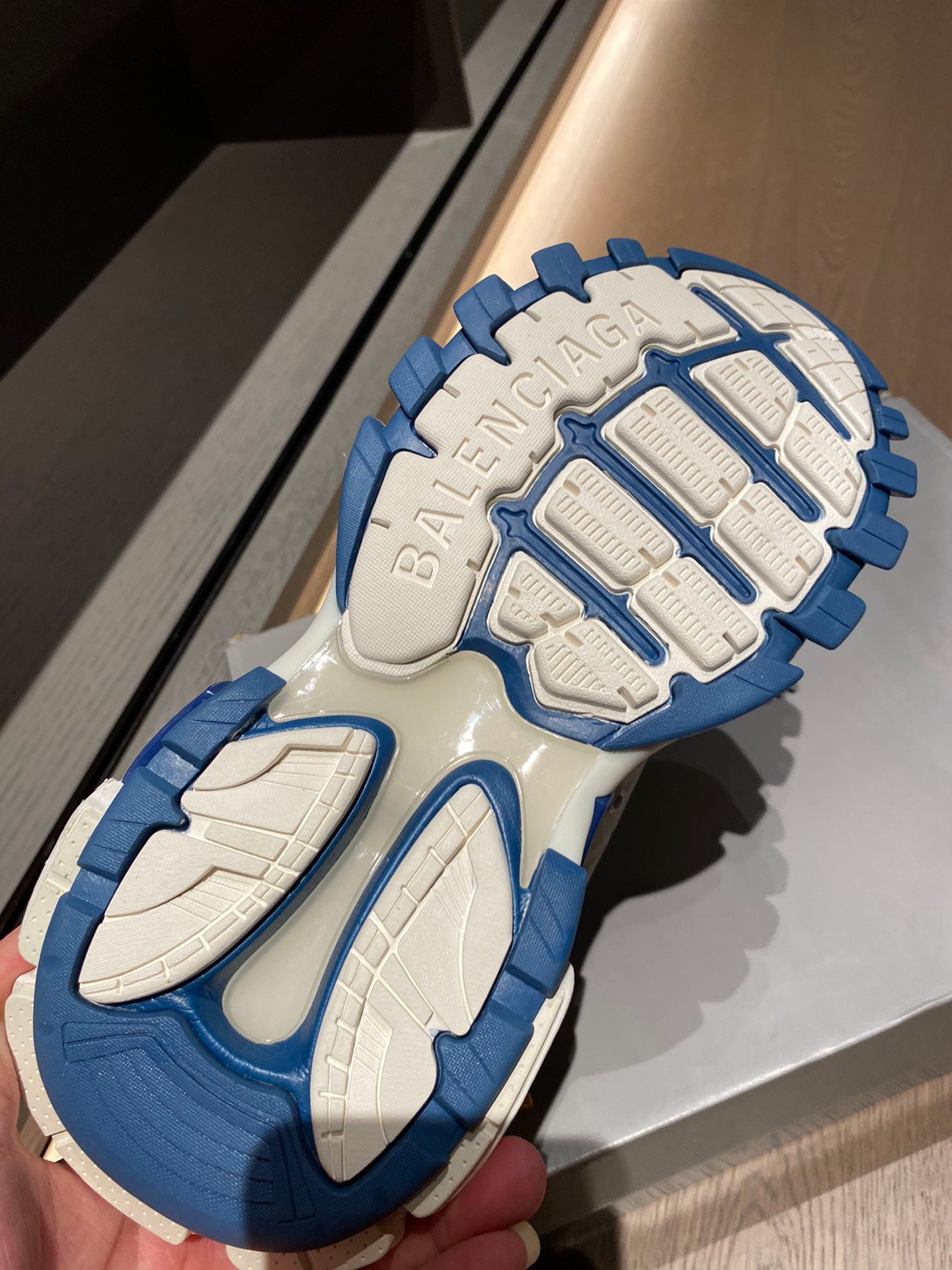 Balenciaga 巴黎世家-老爹鞋