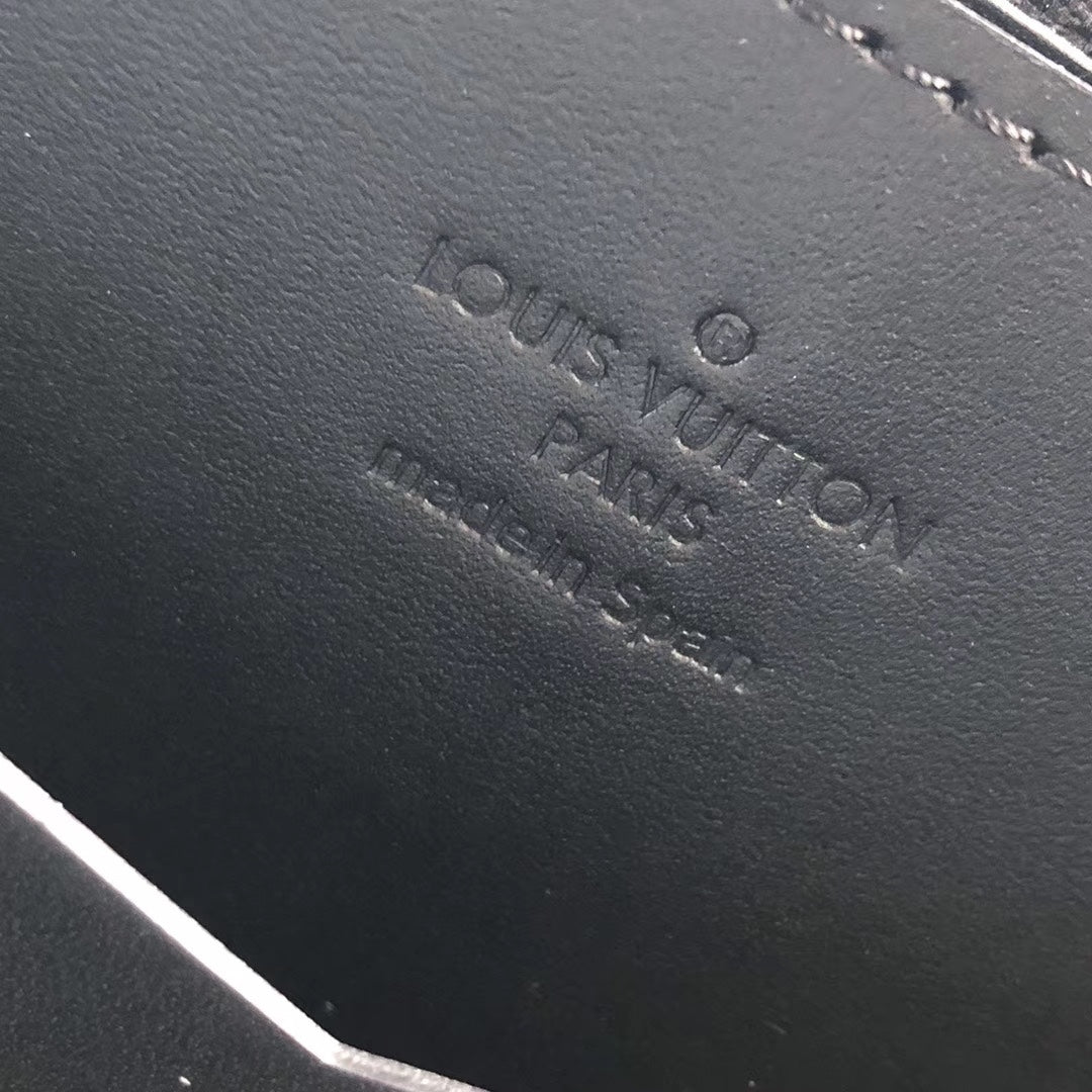 LV M41503 拉鍊長夾