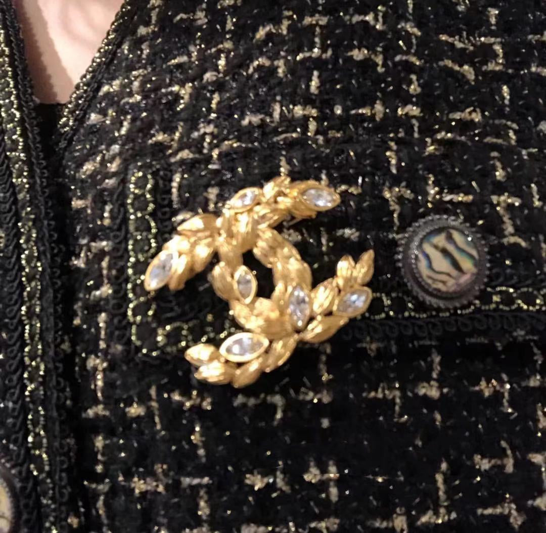 Chanel 胸針