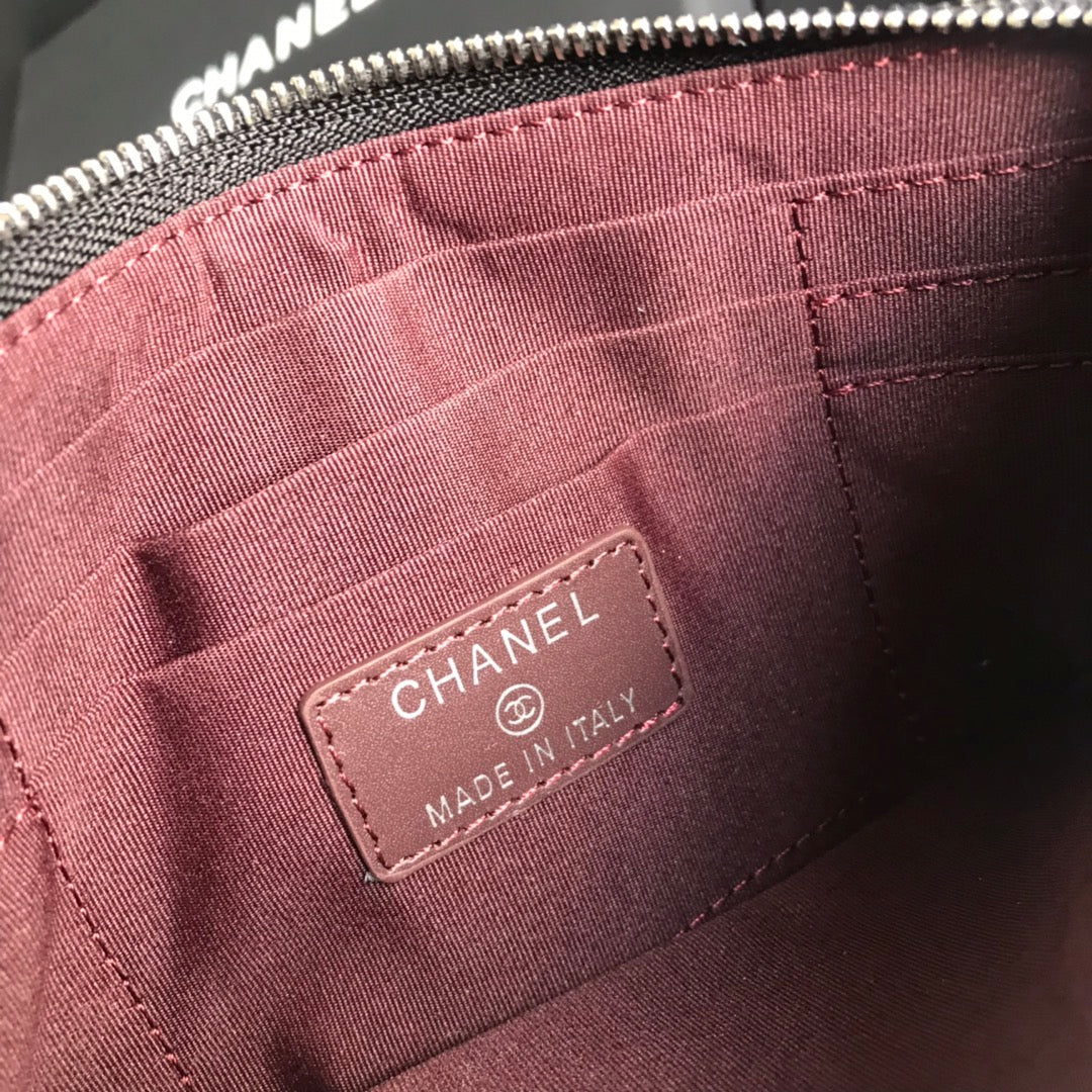 Chanel 拉鍊長夾卡包-扁長夾-黑色荔枝皮銀扣