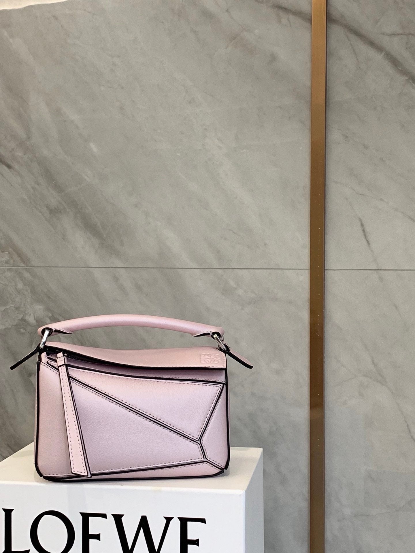 羅L威-Puzzle bag mini 小牛皮