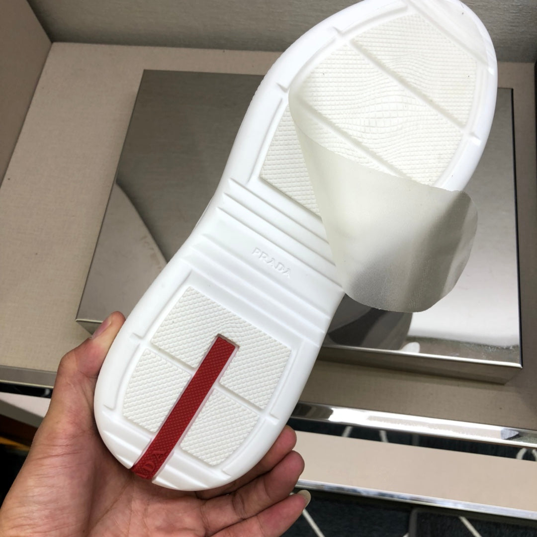 Pra-小牛皮 休閒運動鞋 白灰色