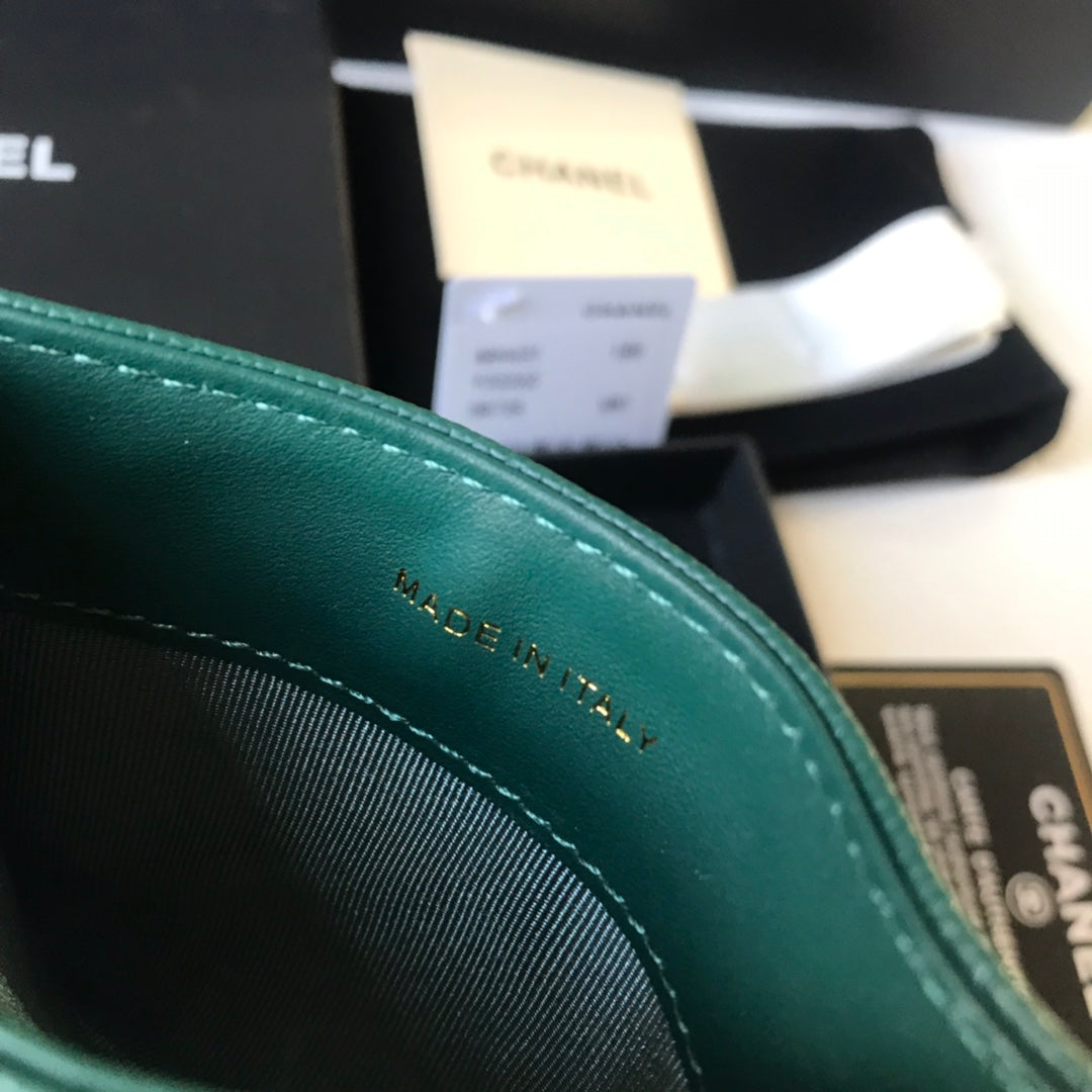 Chanel Leboy系列卡包
