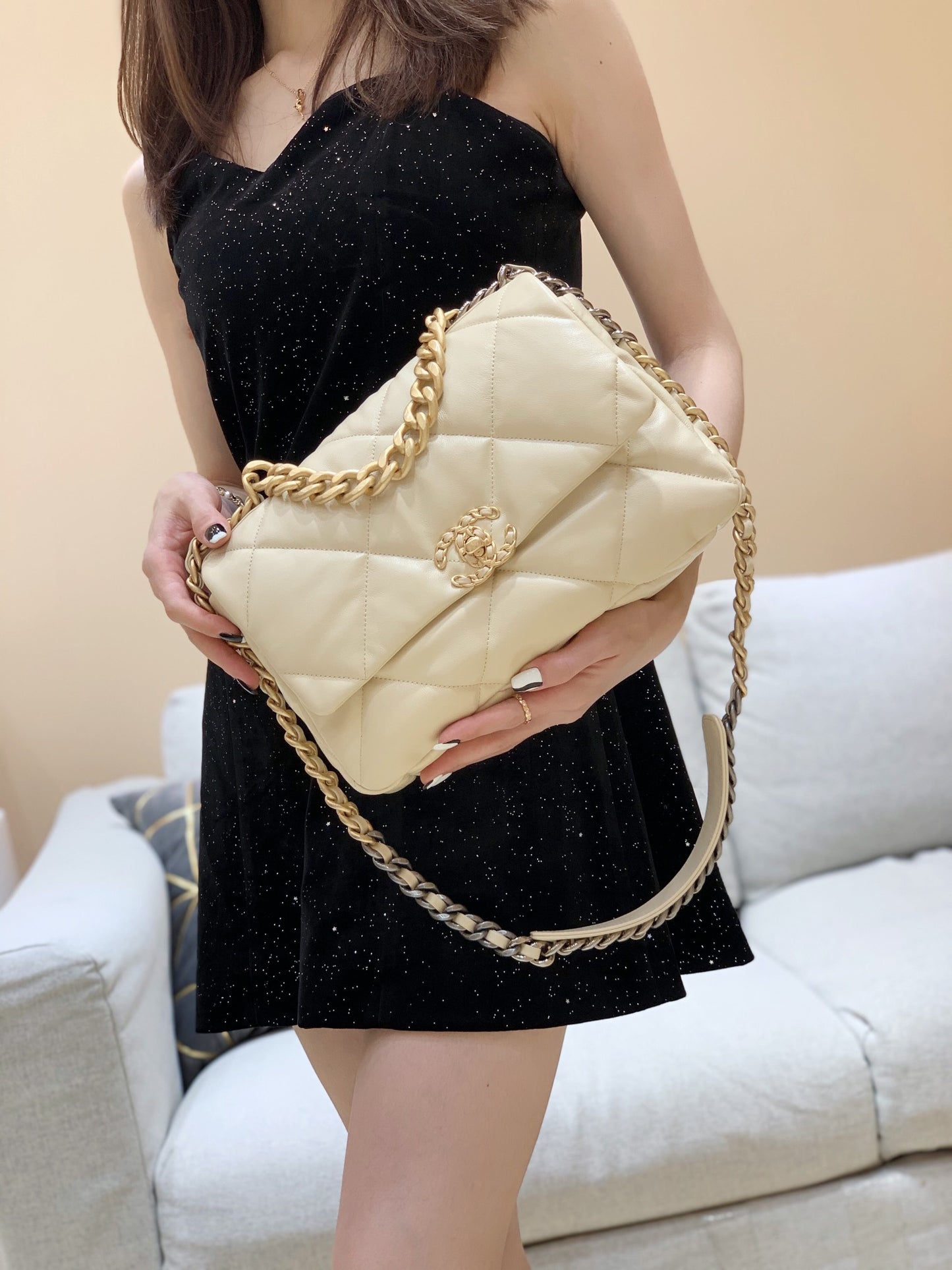 小香家-19Bag 米色金扣 中號
