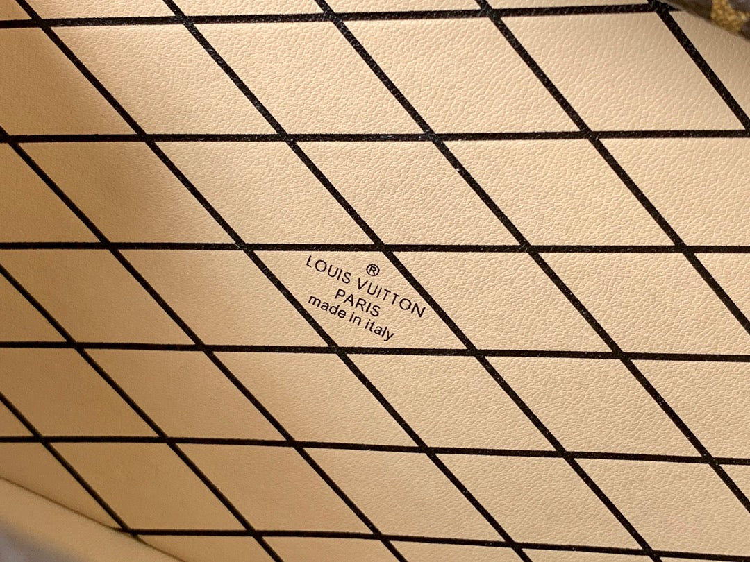 M44199 路L家-Petite Malle手袋 小號 全鋼
