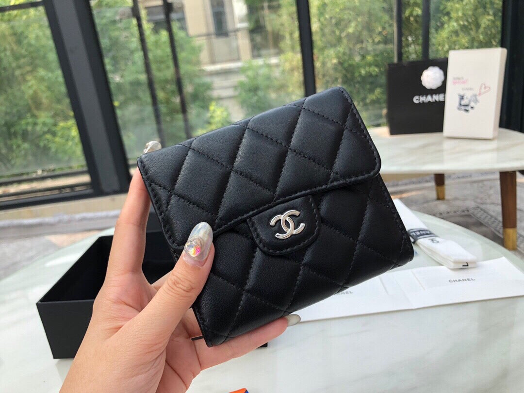 Chanel CF三折短夾-黑色羊皮銀扣