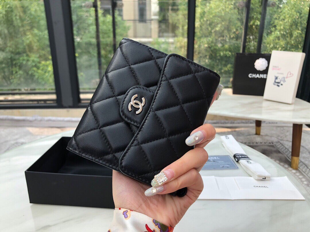Chanel CF三折短夾-黑色羊皮銀扣