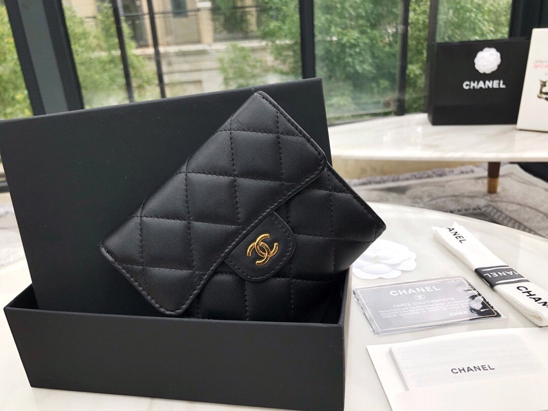 Chanel CF三折短夾-黑色羊皮金扣