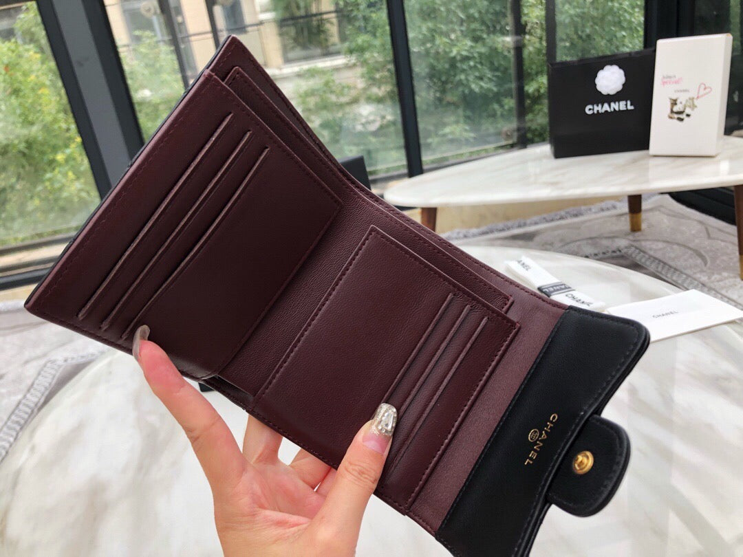 Chanel CF三折短夾-黑色羊皮金扣